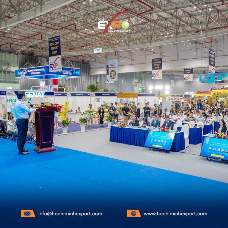 Không gian hội chợ và sân khấu sự kiện tại HCMC EXPORT 2025
